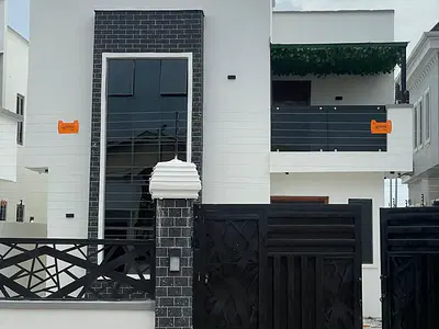 4 Bedroom Duple, with a Room BQ