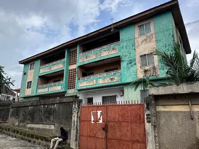 6 Units of 3 Bedroom Flat Facing Tarred Road