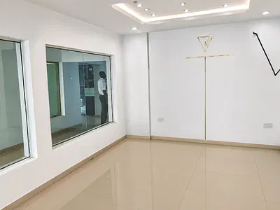 Commercial Property Shop/Office Space