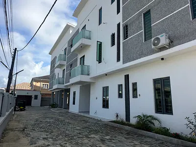 3bedroom Apartment