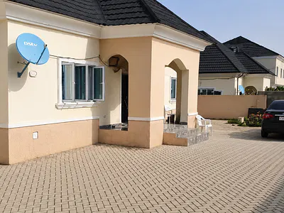 Luxury 3 Bedroom Bungalow with 2 Unit of Self Contained