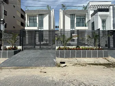 5 Bedroom Detached for Sale at Osapa