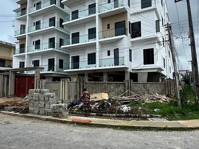 Newly Built 2 Bedroom Apartment and Elevator, Pool.