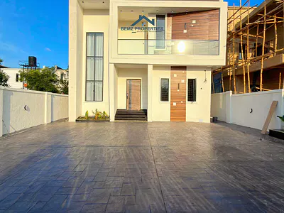 Brand New 5bedroom Fully Detached Duplex in a Gated and Secured Estate
