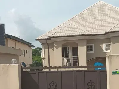 4 Bedroom Semi Detached Duplex with a Room BQ