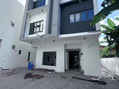 Newly Built 5bedroom Detached Duplex