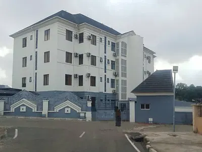 40-Rooms Functional Hotel with Lift (Elevator),