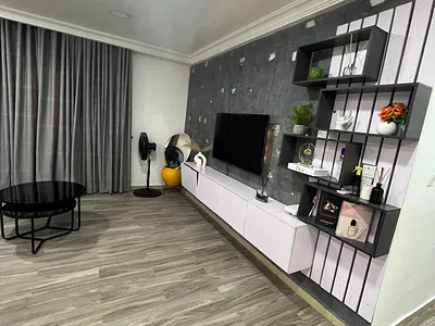 Share Apartment One Bedroom
