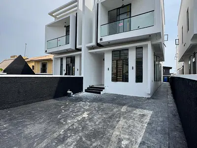 Newly Built 4bedroom Semi Detached Duplex with BQ