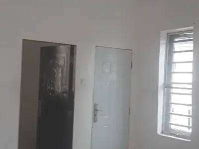 Spacious Upstairs Mini Flat{ Video}