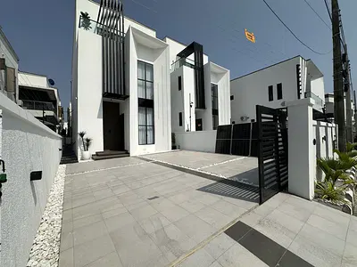 Luxury 5-Bedroom Fully Detached for Sale in Orchid, Lekki