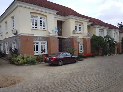 A Very Good Spacious 4-Bedroom Terrace Duplex + 1BQ