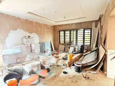 Newly Built 4 Bedroom Terraced Duplex with a Room BQ