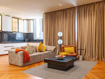 Newly Furnished Luxury & Cozy 2bedroom with PS5, Pool, Gym & Elevator