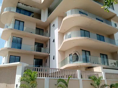 Luxury Newly Built 3 Bedroom Flat Service Apartment with BQ
