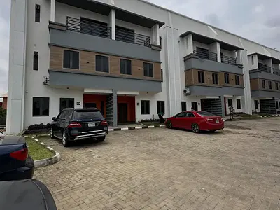 4 Bedrooms Terrace Duplex + BQ