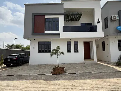 4 Bedrooms Detached Duplex + BQ