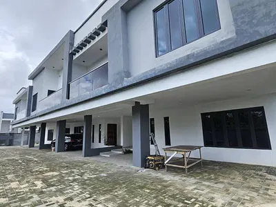 Well-Spacious 3-Bedroom Terrace Duplex with BQ