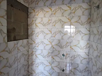 Clean and Cute Miniflat with 2 Toilets