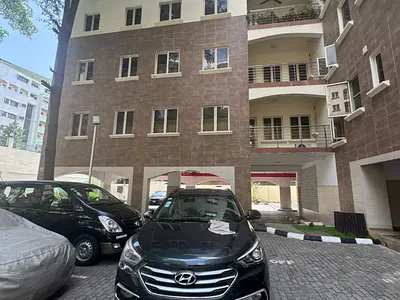Available Luxury Furnished & Serviced 3 Bedroom Apartment