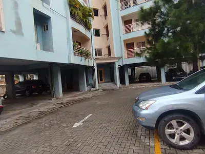 Luxury 3 Bedroom Apartment with a Room Boy's Quarter