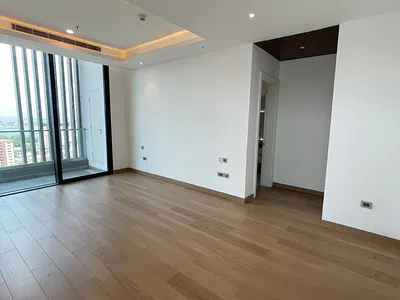 Luxury 5 Bedroom Maisonette