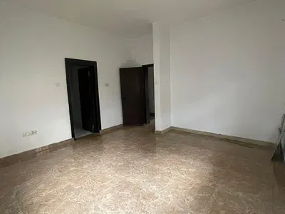 Massive One Bedroom and Parlor Ground Floor with Private Kitchen