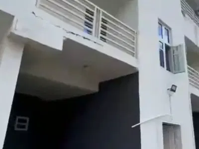Very Sharp 2 Bedrooms Flat in and Estate 65M