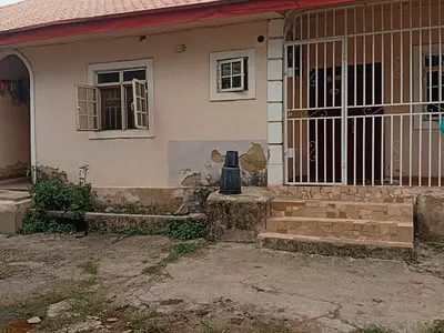 Fully Detached 3-Bedroom Bungalow in an Estate