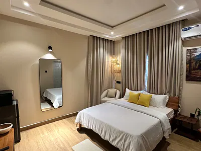 Well-Furnished 1-Bedroom Single Room Apartment