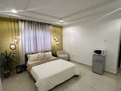 Executive 1-Bedroom Single Room Apartment in a Prime Location