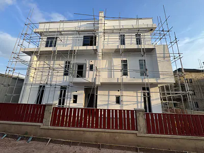 Automated 6 Bedroom Detached Duplex with Elevator