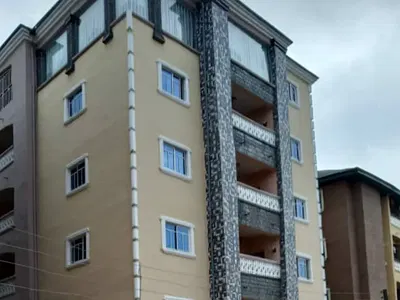5 Storey Building of 17 Flats, Very Fresh