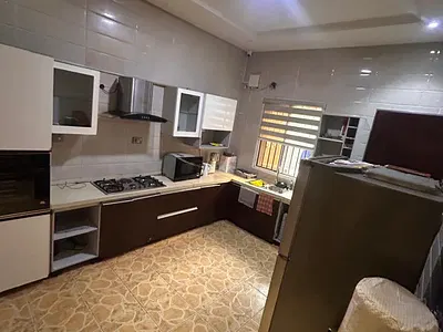 2 Bedroom End Terrace Apartment