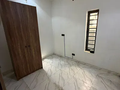 Single Room in a Shared Apartment