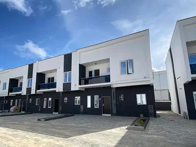 Luxury 4bedroom Terrace with BQ
