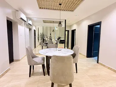 4 Bedroom Penthouse with Swimming Pool & Gym