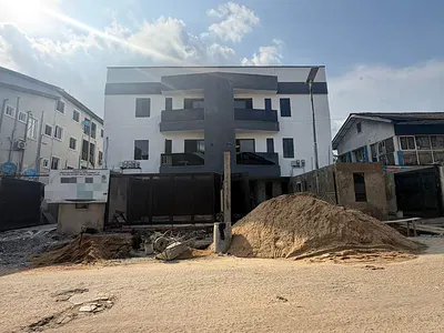 4 Bedroom Semi-Detached Duplex with a BQ