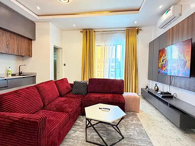 Luxurious One Bedroom Apartment
