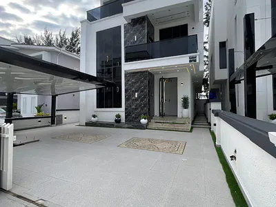 5 Bedroom Detached Duplex with Massive Compound Space