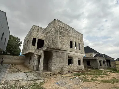 Luxury 4bedroom Duplex Carcass in Lugbe, Abuja -- Nigeria.