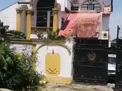 7 Bedrooms Duplex with a Penthouse & BQS of Two Sitting Rooms on 700SQM of Land