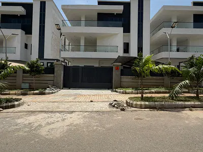 A Well-Built Spacious 6-Bedroom Detached Duplex + 1 BQ