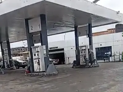 Mega Filling Station