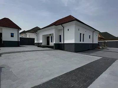 Brand New 3 Bedroom Fully Detached Bungalow + Selfcontaned Boys Quarte