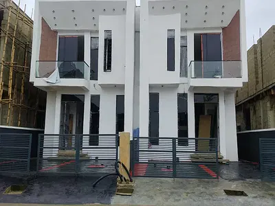 4 Bedroom Semi Detached