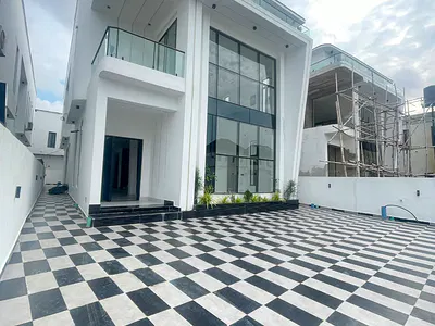 Magnificent 5bedroom Duplex with a BQ and a Pool