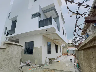 5 Bedroom Fully Detached with BQ