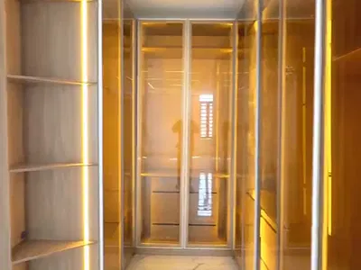 Modern 5-Bedroom Duplex with Rooftop Terrace and Pool.