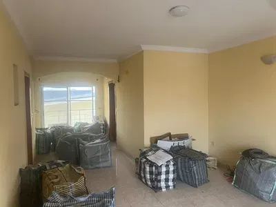 Well Maintained 3 Bedrooms Flat Plus BQ
